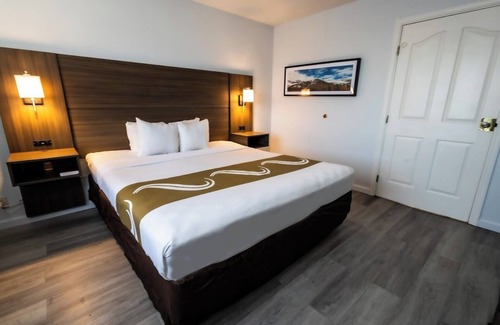 Tulare Hotel | Quality Inn & Suites Tulare