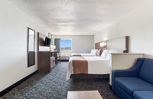 Ferdinand Hotel | Quality Inn & Suites