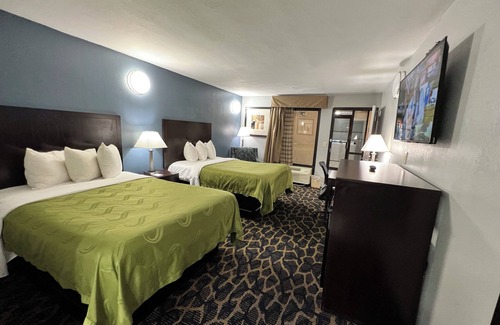 Indianola Hotel | Quality Inn