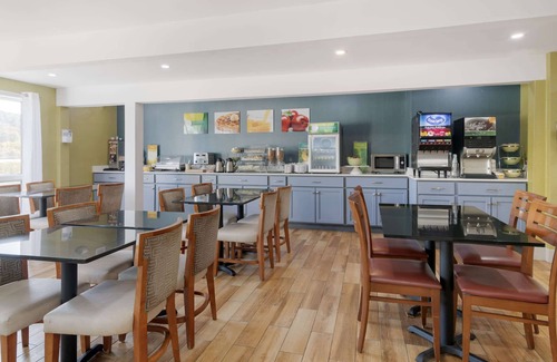 Lebanon Hotel | Quality Inn