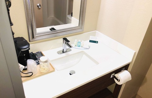 Gates-North Gates Hotel | Quality Inn