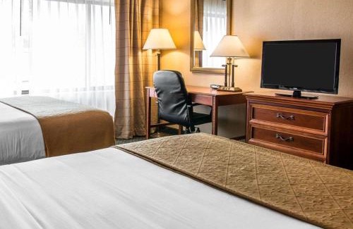 Southfield Hotel | Quality Inn