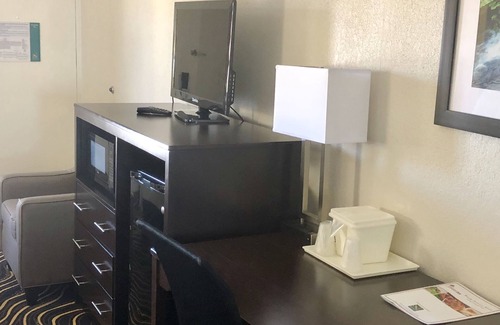 Fort Worth Hotel | Quality Inn West Fort Worth