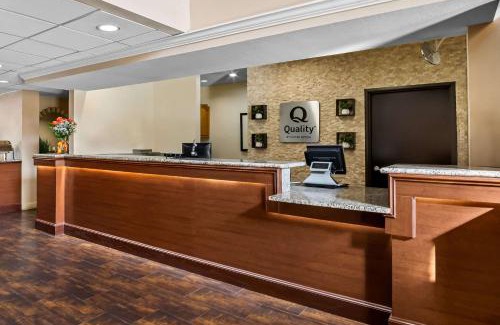 Las Colinas Hotel | Quality Suites Irving-Las Colinas