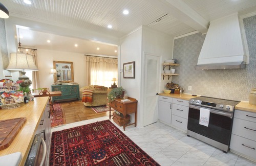 Laurel Cottage | Quant Cottage