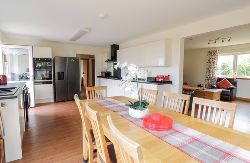 Southerness Cottage | QUARE PLACE, family friendly, with open fire in Southerness