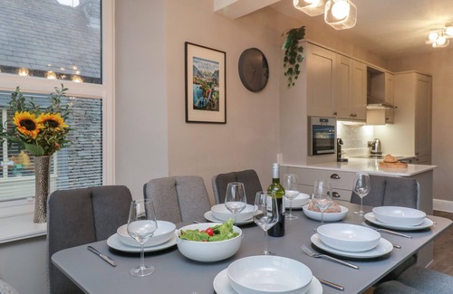 Ambleside House | QUARTERS, pet friendly, country holiday cottage in Ambleside