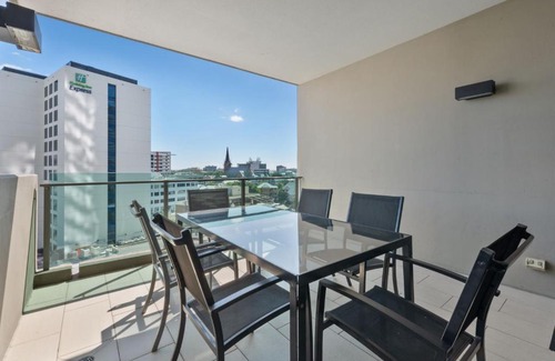 Spring Hill Apartment | Quattro on Astor