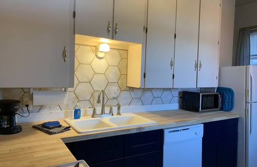 Helena Apartment | Queen City Charmer