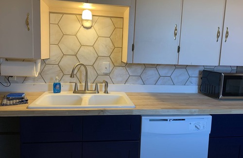Helena Apartment | Queen City Charmer