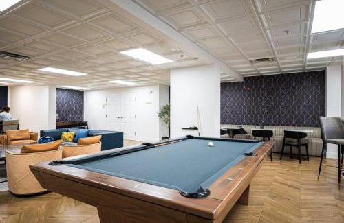 Charlotte Center City Apartment | Queen City Classic