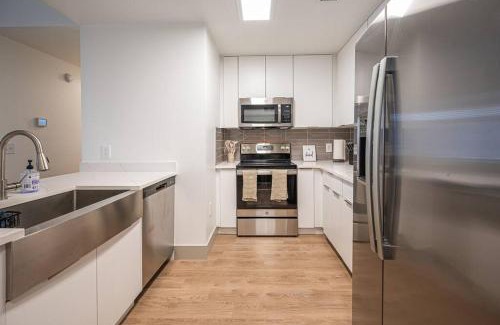 Charlotte Center City Apartment | Queen City Classic