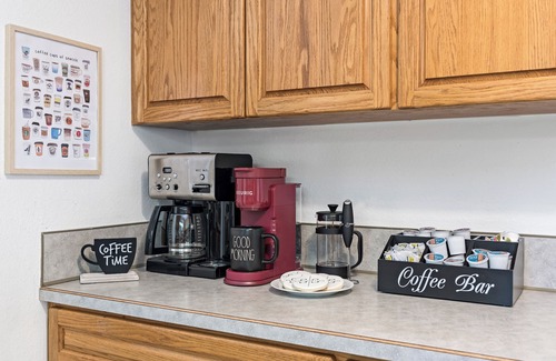 North Queen Anne Apartment | Queen of Seattle