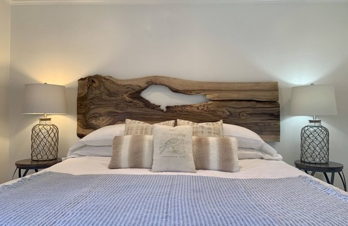 Old Town Historic District Bed & Breakfast | Queen Regent