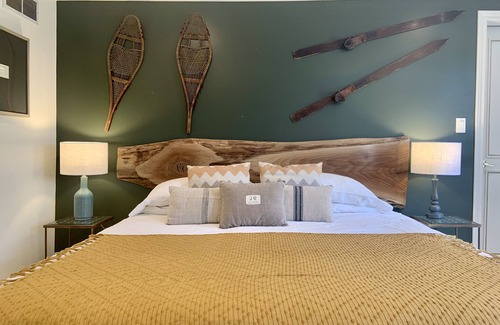 Old Town Historic District Bed & Breakfast | Queen Regent