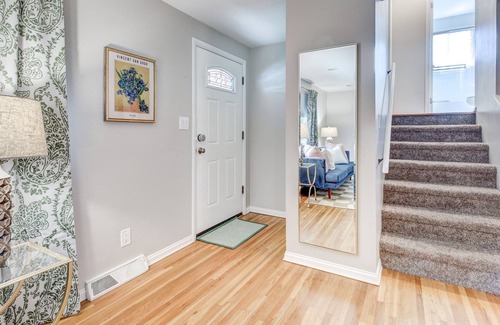 Allendale Area House | Queen's Quarter