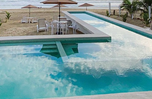 Ixtapa - Zihuatanejo Hotel | Queen size Room, ground floor