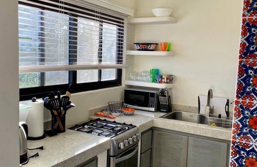 El Sargento Resort | Queen studio casita with full kitchen and bath