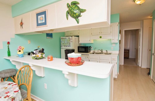 Emerald Isle Condo | Queens Court 1208 - oceanfront condo 2BR 2BA scenic Emerald Isle!