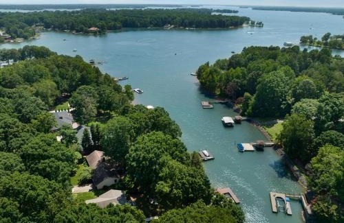 Mount Mourne House | Queens Cove