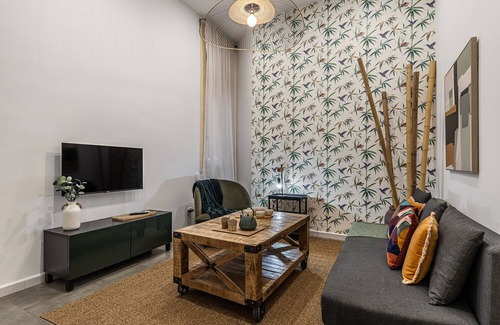 Centro Apartment | Queens Plaza Mayor III - Alquiler Corta Duración