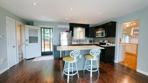 Moncton Apartment | Queens Villa