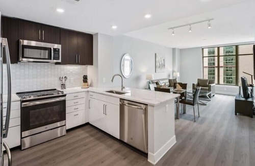 Woodmont Triangle Apartment | Quick walk to Metro! Downtown Bethesda | Free Wifi | by GLS