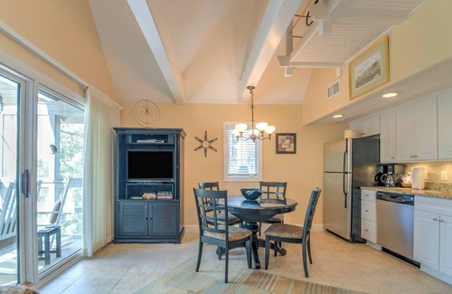 West Beach Village Condo | Quiet 1-Bedroom Beach GETAWAY! Neighborhood and Nature Views! Great Location on Kiawah Island!