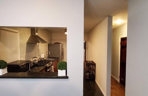 Queens Apartment | Quiet 3 Bedroom Apartment in Private Home