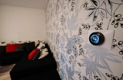 Floresti Apartment | Quiet 3-Room Apt - 2 Parking Spaces - 5 Min Bus