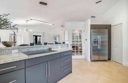 Cutler Bay Villa | Quiet 4BR Villa w/Hot Tub, Games & Fenced Yard