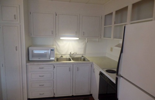 Sarasota House | Quiet 55+ Community Mobile Home for Rent