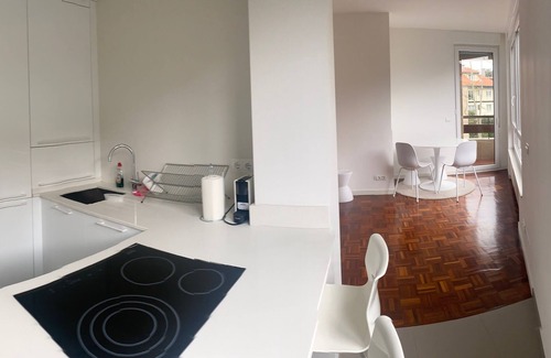 Santander Condo | Quiet and bright apartment close to beaches
