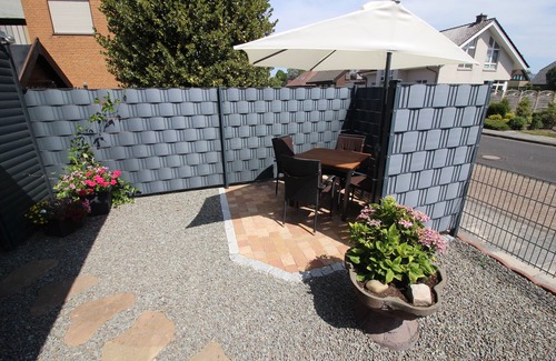 Papenburg Apartment | Quiet and central location for 1-4 people