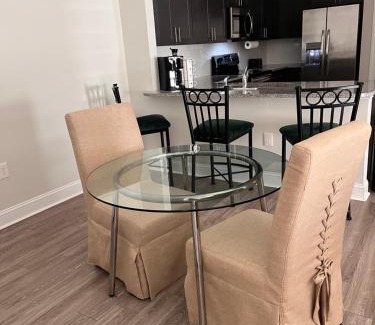 Greenville Apartment | Quiet and Luxury Apartment - 10 minutes from ECU