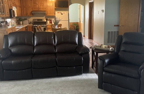 Fowler House | Quiet and Restful Bear Creek Haven