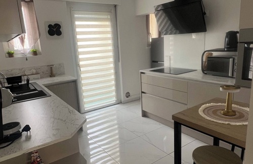 Saint Joseph/Mittelharth Apartment | Quiet apartment near the center