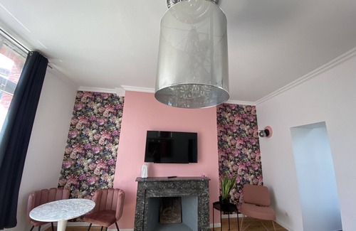 Centre Ville Apartment | Quiet apartment near train station