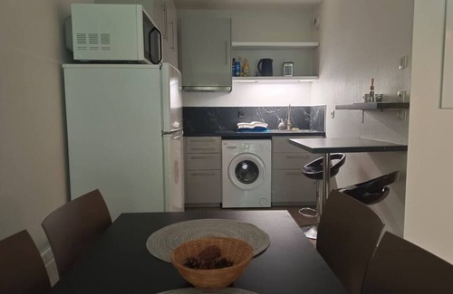 Montevrain Apartment | Quiet apartment with balcony & parking, close to Disneyland (less than 8 minutes away).