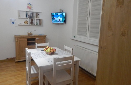 Sibiu Apartment | Quiet area and positive energy transmitted-is worthwhile stopping in Sibiu Home2