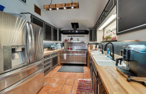 Bandera House | Quiet Bandera Country Home with Medina River Access!