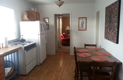 Stuart Apartment | Quiet, Bright, and Spacious Apartment in Historic District.