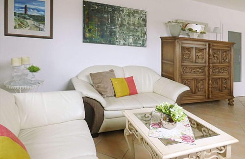 Ostseebad Prerow Apartment | quiet, bright apartment in 1. Floor with west-facing balcony, WiFi, 4 pers.