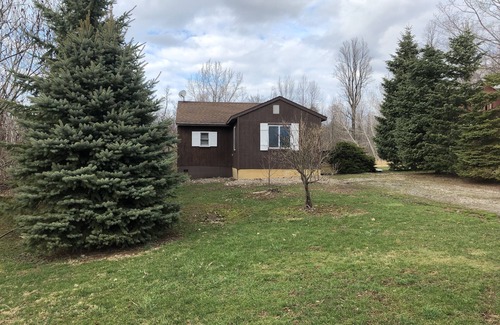 North Rose House | Quiet cabin Overlooking Sodus Bay located on 65 acres
