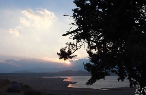 Kernville Cabin | Quiet Cabin - Sleeps 6 - 5 min walk to river