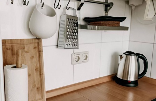 Frohnhausen Apartment | Quiet, central, close to the trade fair! BE3L