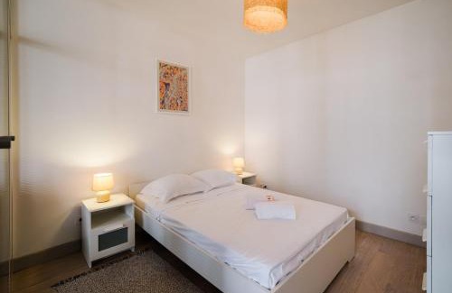 Moliere - Edgard Quinet Apartment | Quiet central Lyon AIL