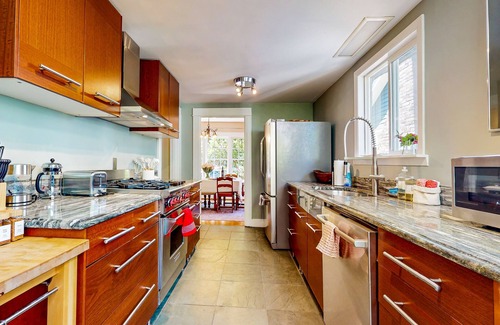 Montlake House | Quiet city escape with patio and gas grill, close to parks, shops and resturants