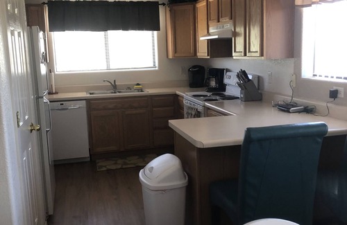 Sierra Vista House | QUIET, CLEAN & CONVENIENT LOCATION
