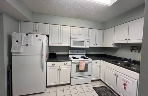 Ono Island Condo | Quiet Coastal Retreat in Gulf Shores. Discounts for Longer Stays